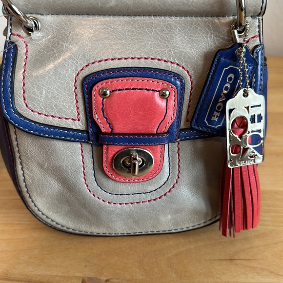 NWT Mini Coach Purse - Picture 6 of 7